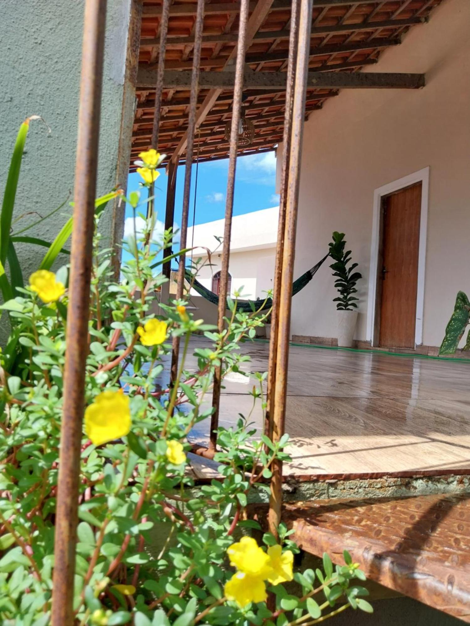 Casa Completa E Ampla Com Wi-Fi E Garagem Para Dois Veiculos 坎波斯多斯戈塔卡兹 外观 照片